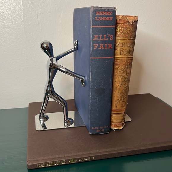 Other - Metal Man Creative Kung Fu Hand Push Bookend